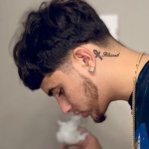 Meet your Posher, Jackniel